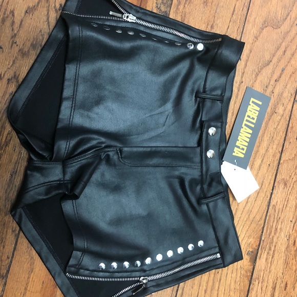 LABELLAMAFIA BLACK SHORT - Picture 4 of 6